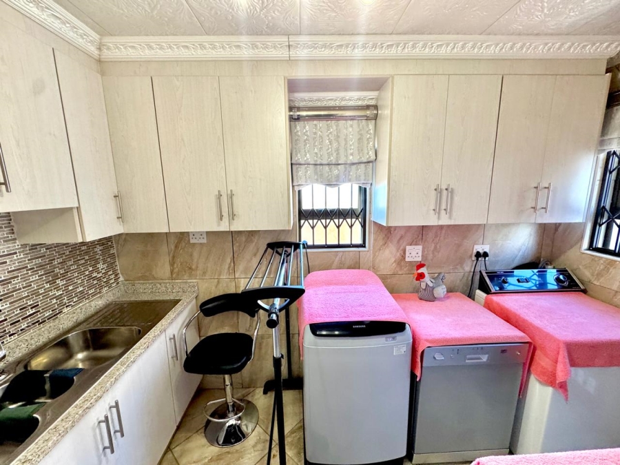 6 Bedroom Property for Sale in Evander Mpumalanga