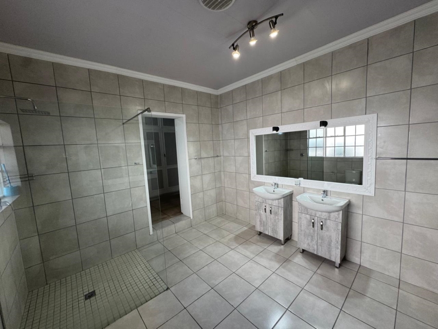 6 Bedroom Property for Sale in Evander Mpumalanga