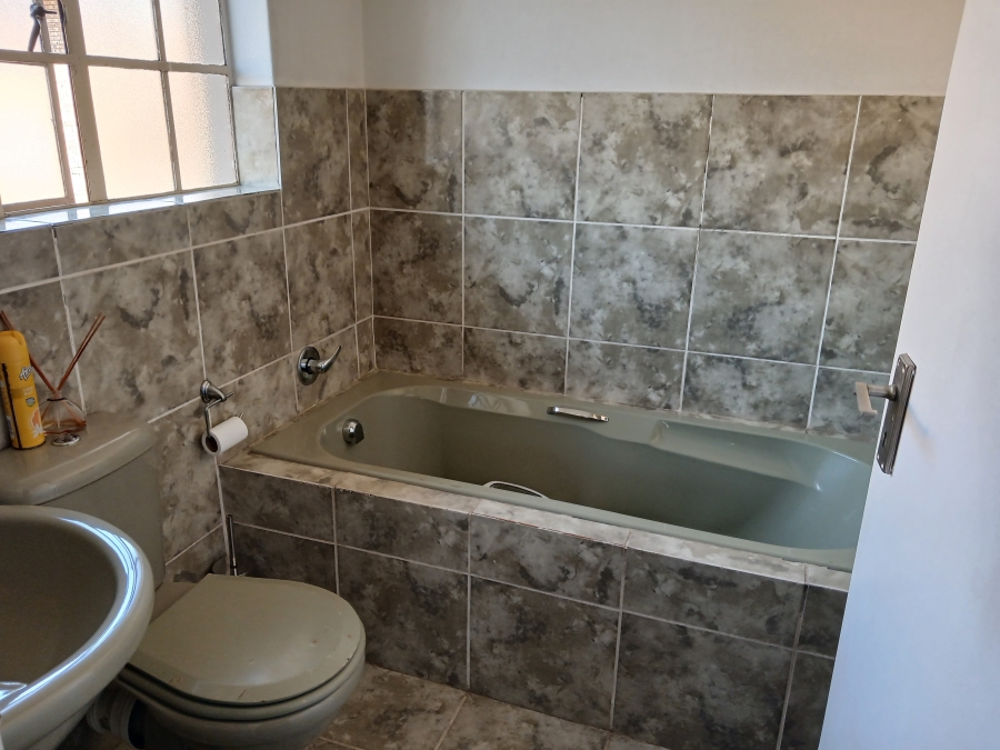 To Let 3 Bedroom Property for Rent in Hoeveld Park Mpumalanga