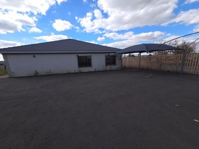 To Let Commercial Property for Rent in Naaupoort Mpumalanga
