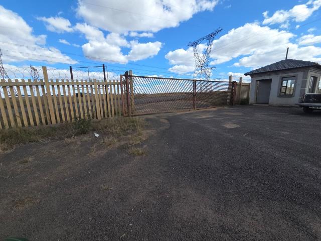 To Let Commercial Property for Rent in Naaupoort Mpumalanga