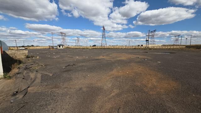To Let Commercial Property for Rent in Naaupoort Mpumalanga