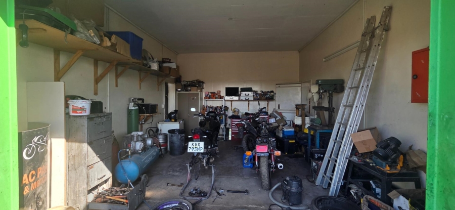 To Let Commercial Property for Rent in Nelspruit Industrial Mpumalanga