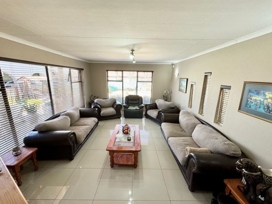 3 Bedroom Property for Sale in Secunda Mpumalanga