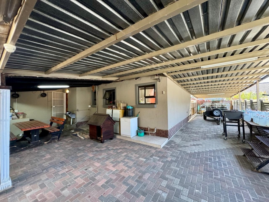3 Bedroom Property for Sale in Secunda Mpumalanga