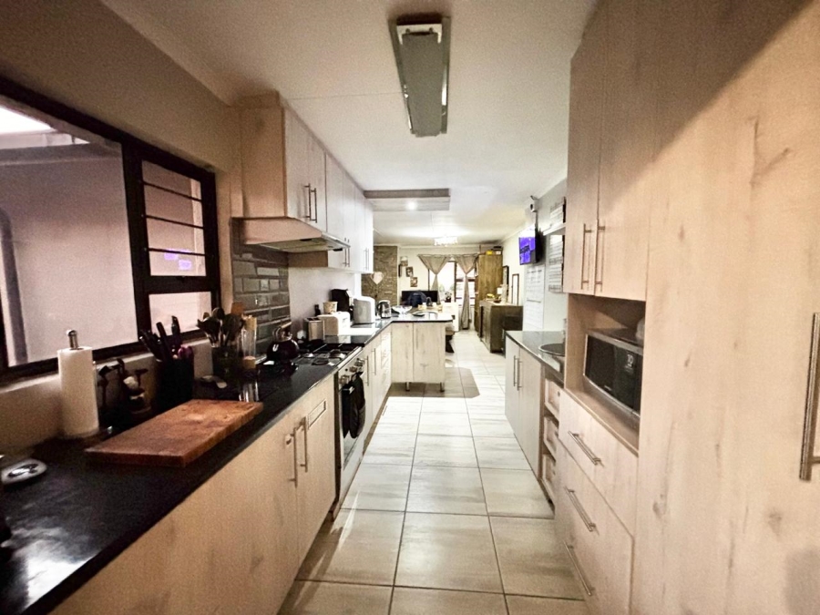 3 Bedroom Property for Sale in Cosmosrand Mpumalanga