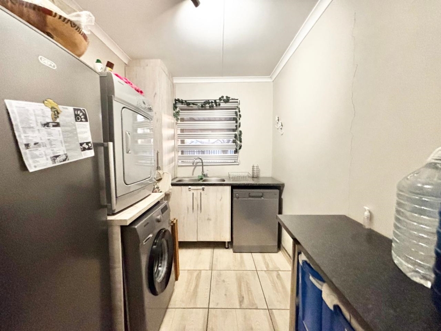 3 Bedroom Property for Sale in Cosmosrand Mpumalanga