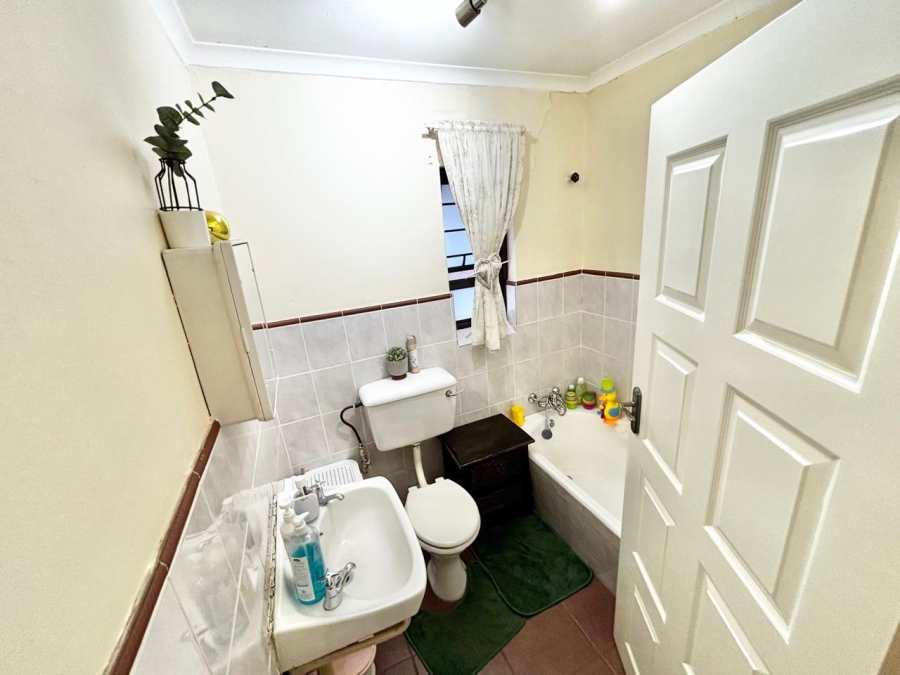 3 Bedroom Property for Sale in Cosmosrand Mpumalanga