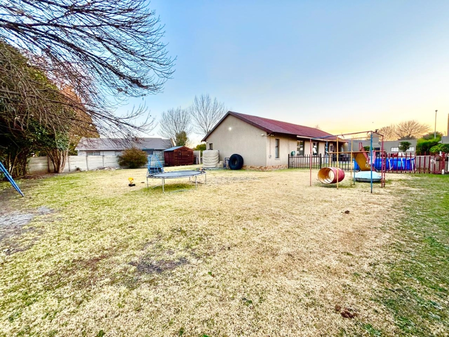 3 Bedroom Property for Sale in Cosmosrand Mpumalanga