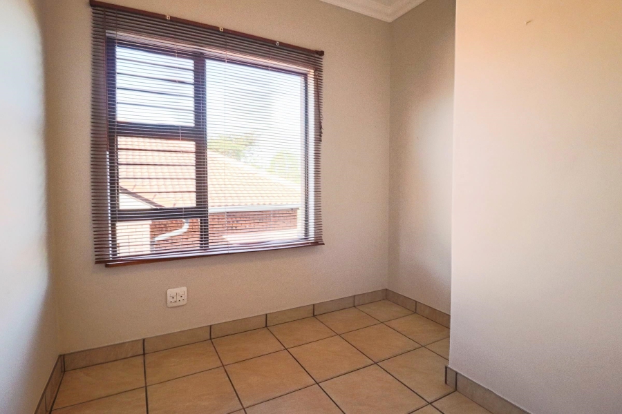 2 Bedroom Property for Sale in Bateleur Estate Mpumalanga