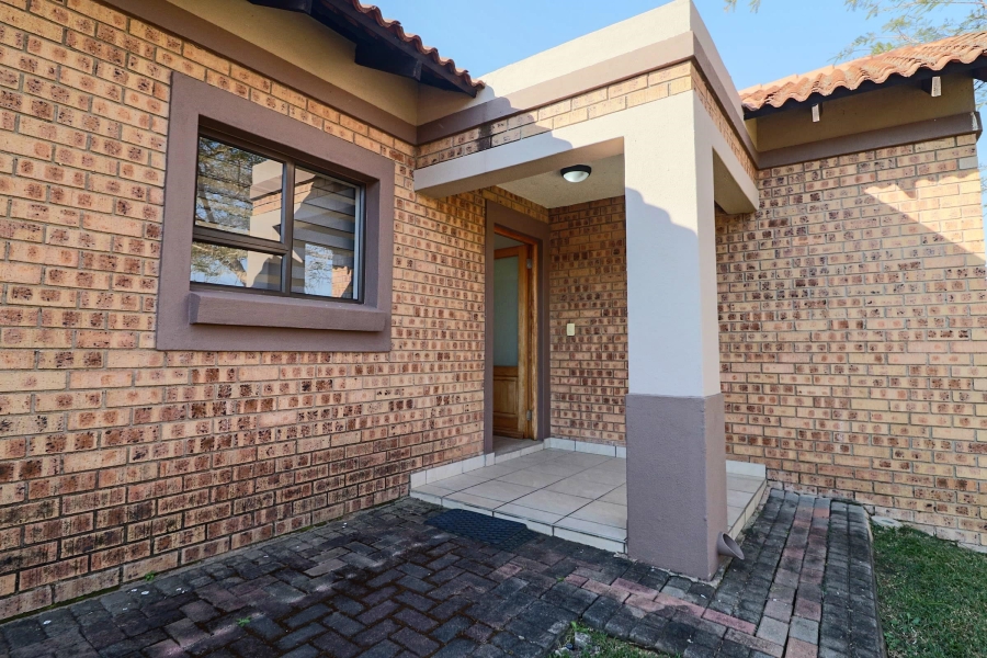 2 Bedroom Property for Sale in Bateleur Estate Mpumalanga