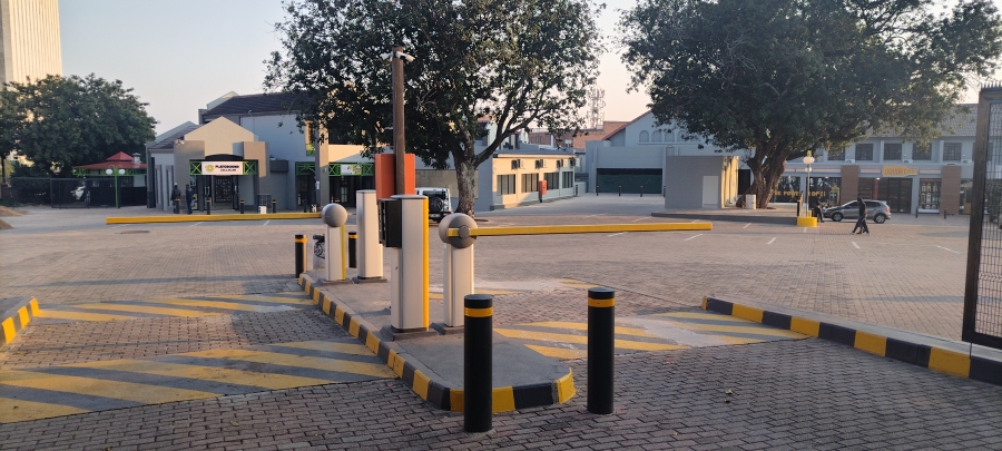To Let Commercial Property for Rent in Nelspruit Ext 14 Mpumalanga