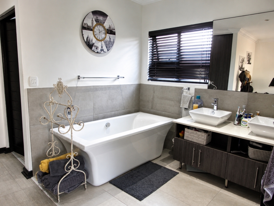 3 Bedroom Property for Sale in Nelspruit Ext 14 Mpumalanga