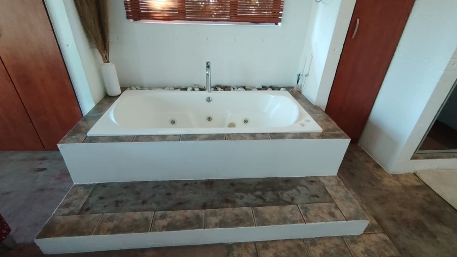 To Let 1 Bedroom Property for Rent in Nelspruit Ext 13 Mpumalanga