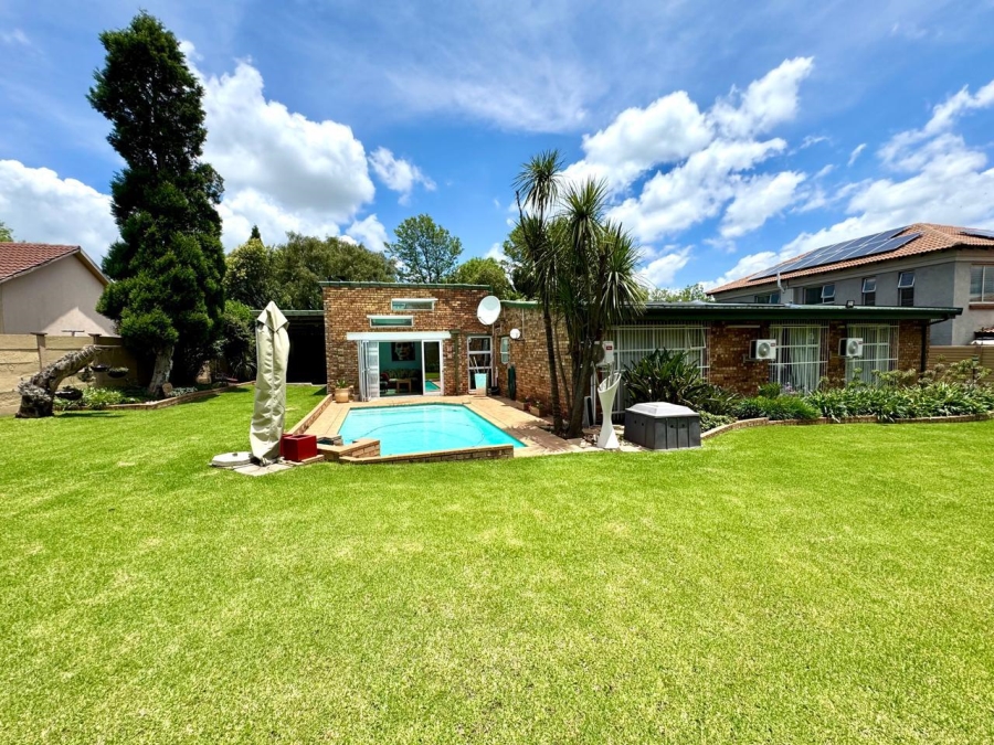 3 Bedroom Property for Sale in Sunset Park Mpumalanga