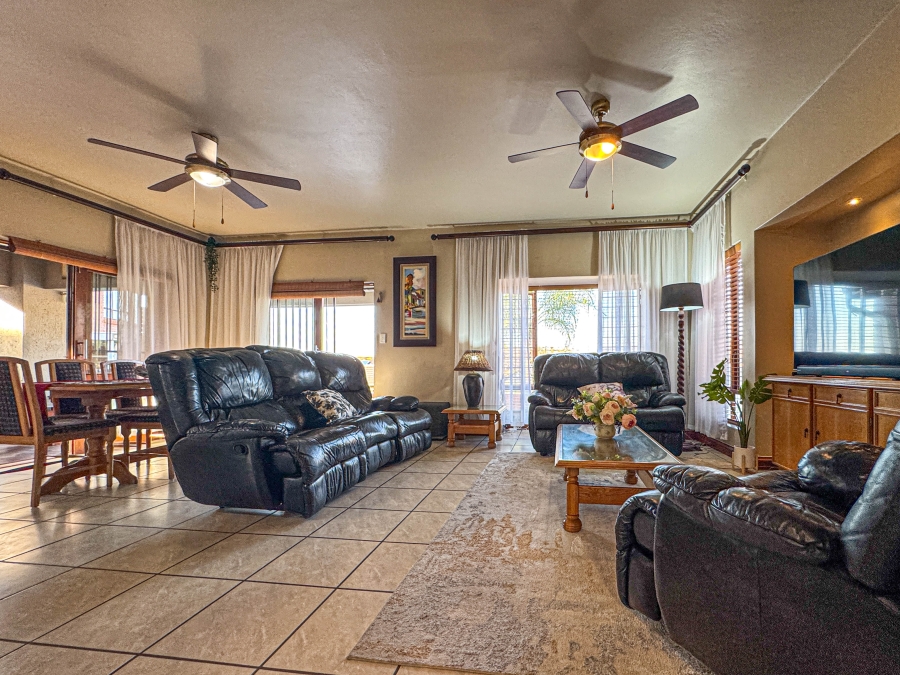 3 Bedroom Property for Sale in Stonehenge Mpumalanga