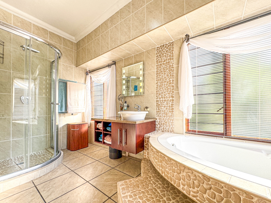 3 Bedroom Property for Sale in Stonehenge Mpumalanga