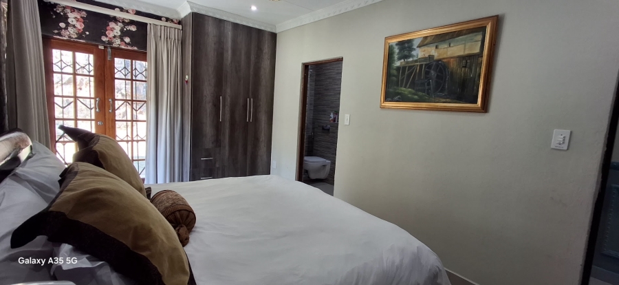5 Bedroom Property for Sale in Wild Fig Country Estate Mpumalanga
