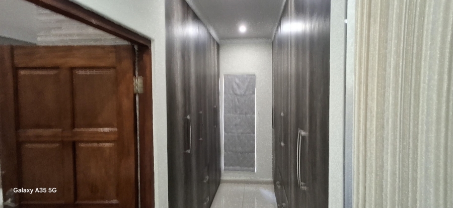 5 Bedroom Property for Sale in Wild Fig Country Estate Mpumalanga