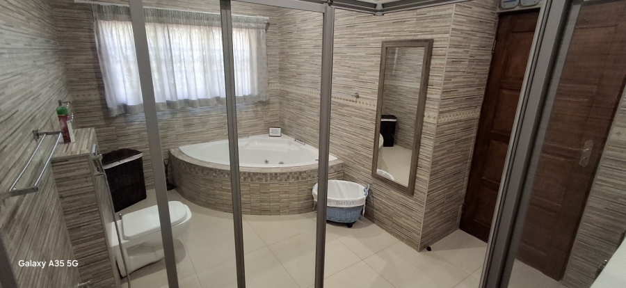 5 Bedroom Property for Sale in Wild Fig Country Estate Mpumalanga