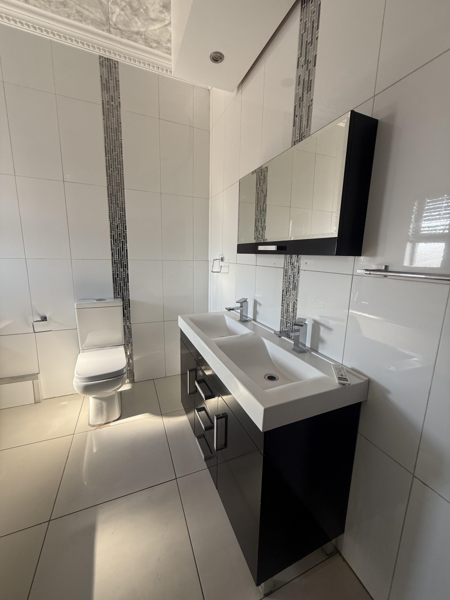4 Bedroom Property for Sale in Ben Fleur Mpumalanga