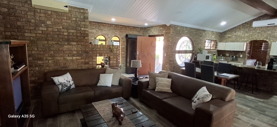 3 Bedroom Property for Sale in Sonheuwel Ext 1 Mpumalanga