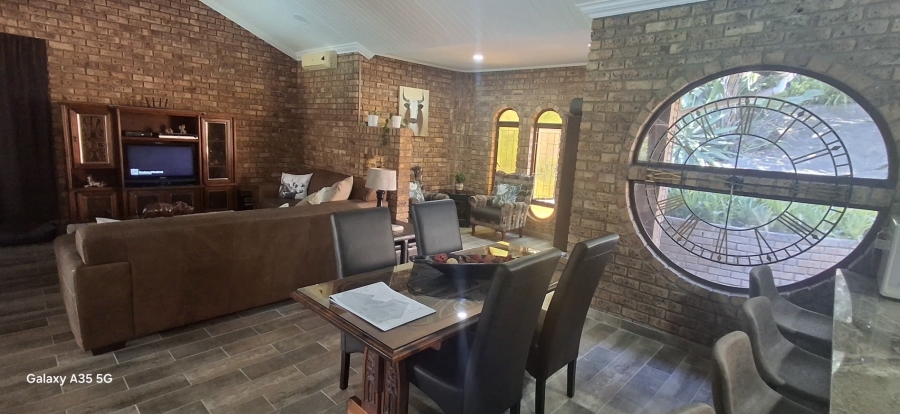 3 Bedroom Property for Sale in Sonheuwel Ext 1 Mpumalanga