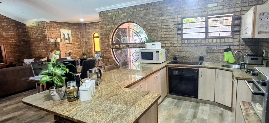 3 Bedroom Property for Sale in Sonheuwel Ext 1 Mpumalanga
