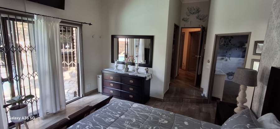 3 Bedroom Property for Sale in Sonheuwel Ext 1 Mpumalanga