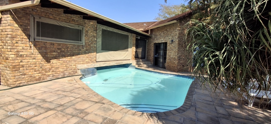 3 Bedroom Property for Sale in Sonheuwel Ext 1 Mpumalanga