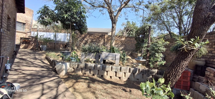 3 Bedroom Property for Sale in Sonheuwel Ext 1 Mpumalanga
