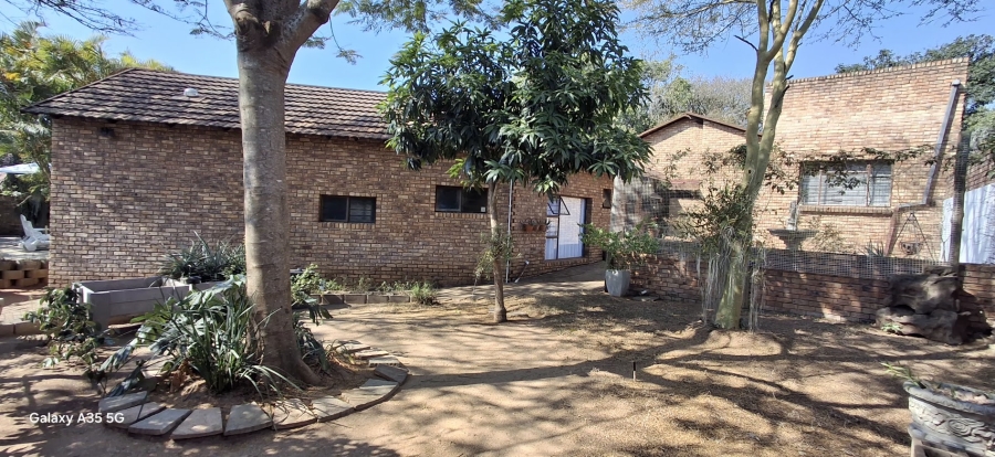 3 Bedroom Property for Sale in Sonheuwel Ext 1 Mpumalanga