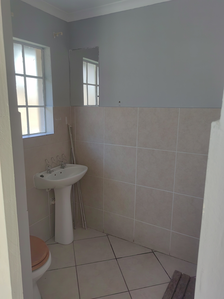 5 Bedroom Property for Sale in Stonehenge Mpumalanga
