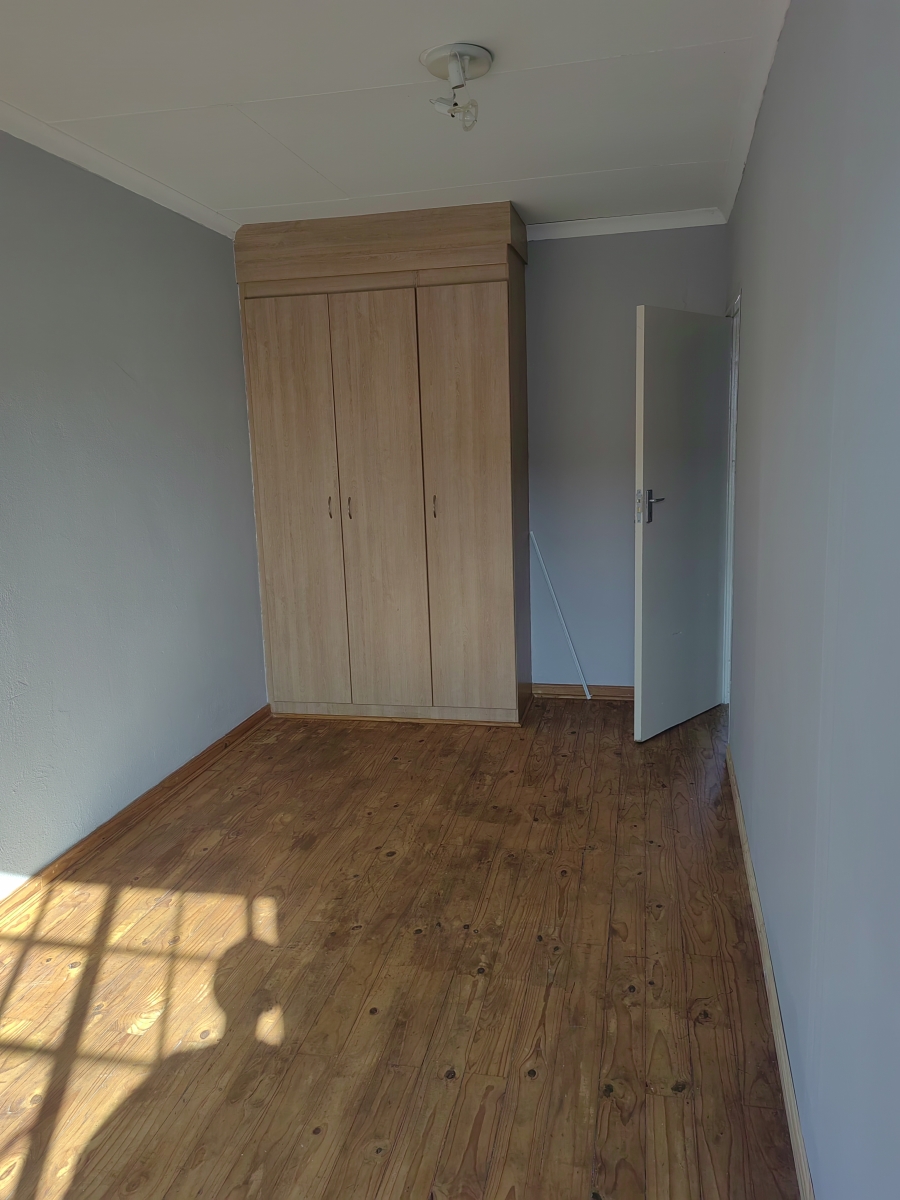 5 Bedroom Property for Sale in Stonehenge Mpumalanga