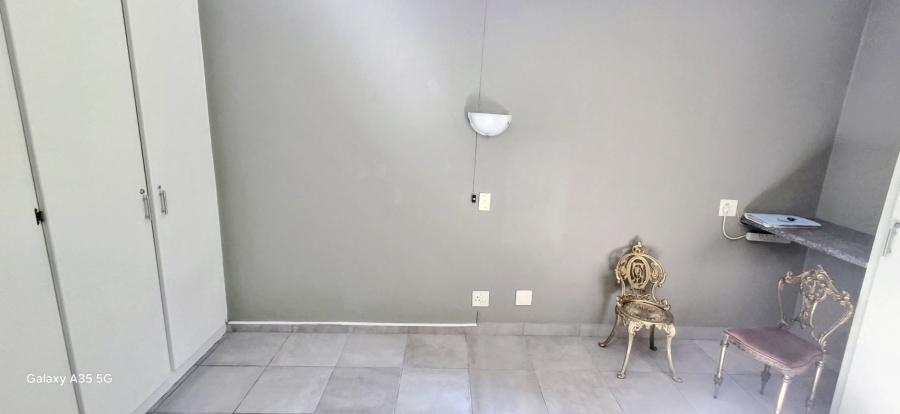 1 Bedroom Property for Sale in West Acres Ext 15 Mpumalanga