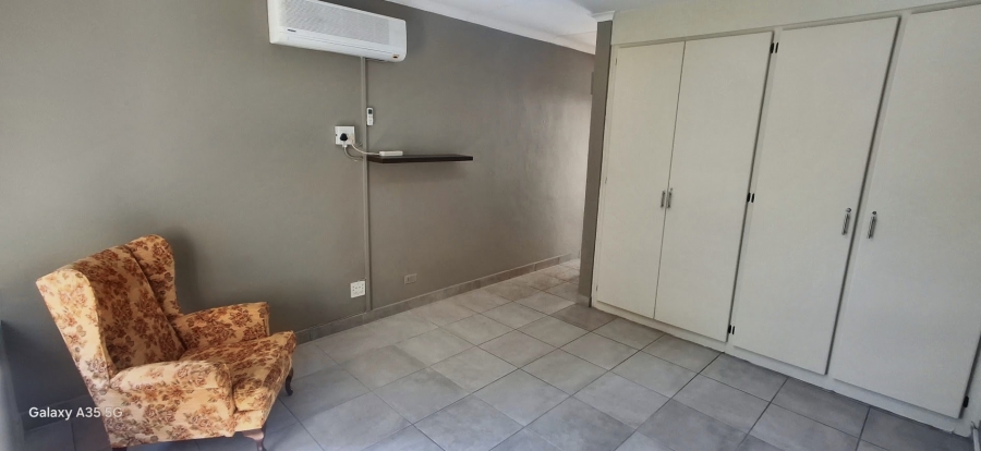 1 Bedroom Property for Sale in West Acres Ext 15 Mpumalanga
