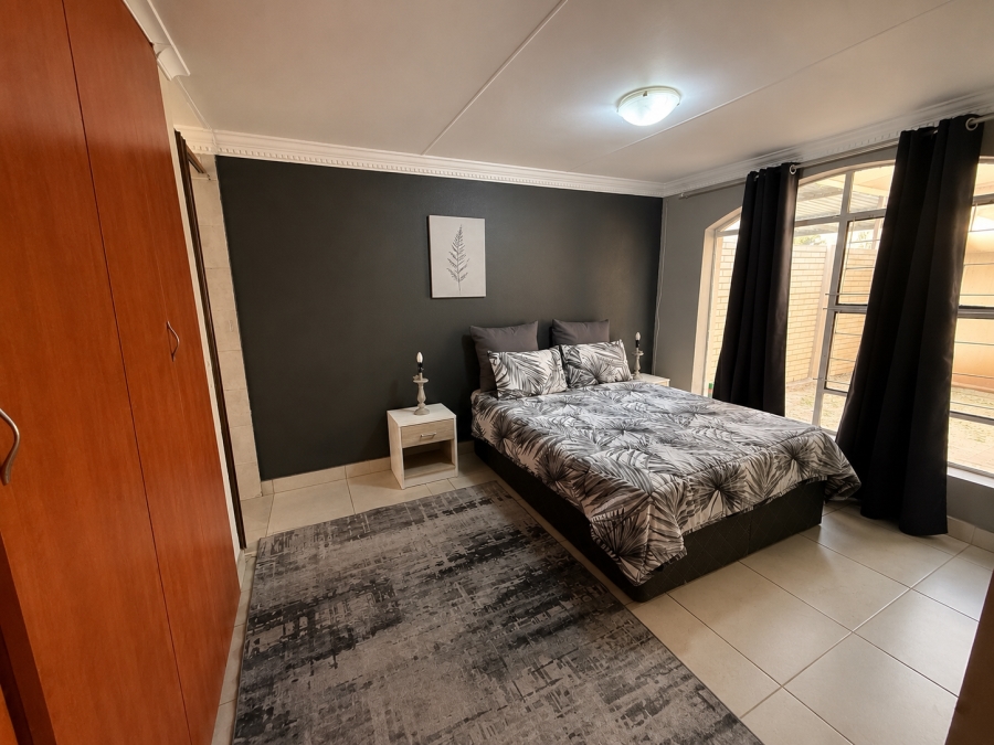 To Let 1 Bedroom Property for Rent in Cosmosrand Mpumalanga