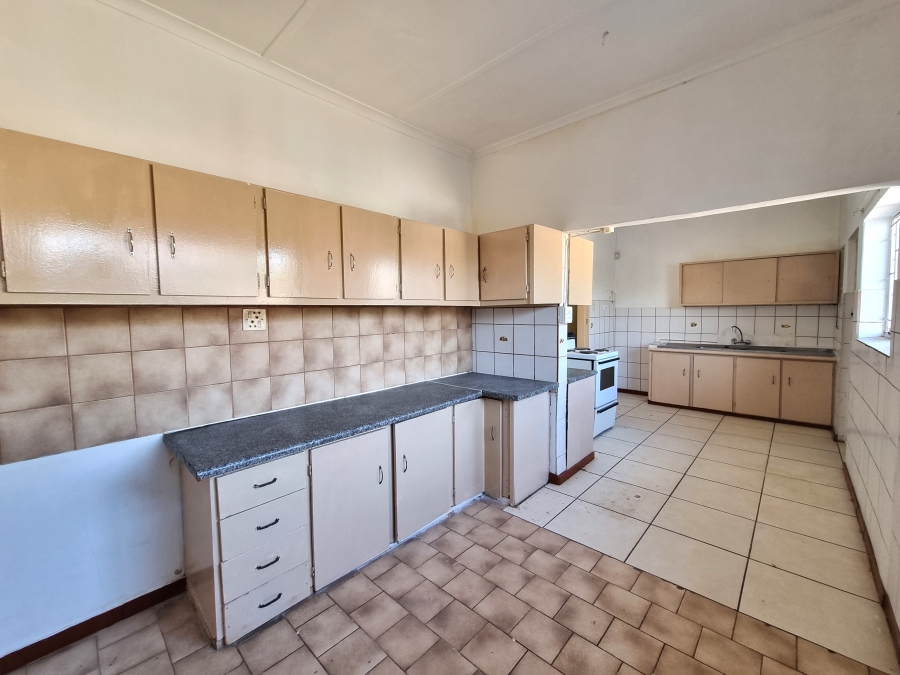 3 Bedroom Property for Sale in Nelspruit Ext 2 Mpumalanga