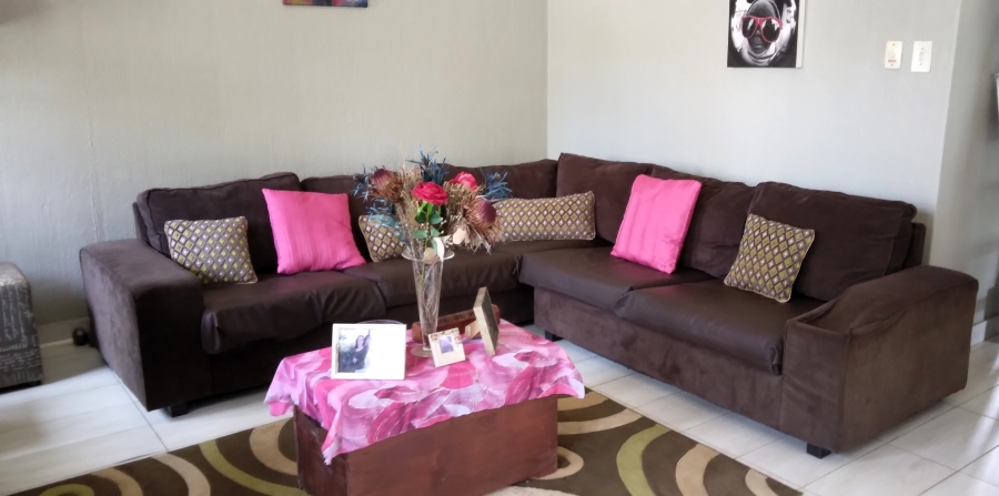 2 Bedroom Property for Sale in White River Ext 16 Mpumalanga