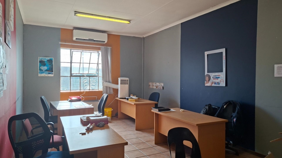To Let Commercial Property for Rent in Nelspruit Mpumalanga