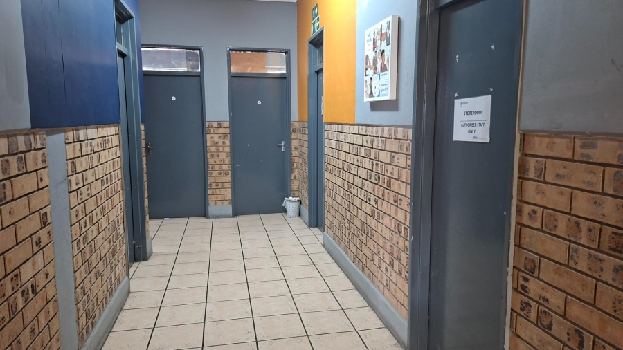 To Let Commercial Property for Rent in Nelspruit Mpumalanga