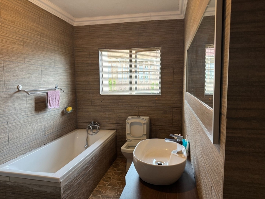 3 Bedroom Property for Sale in White River Ext 49 Mpumalanga