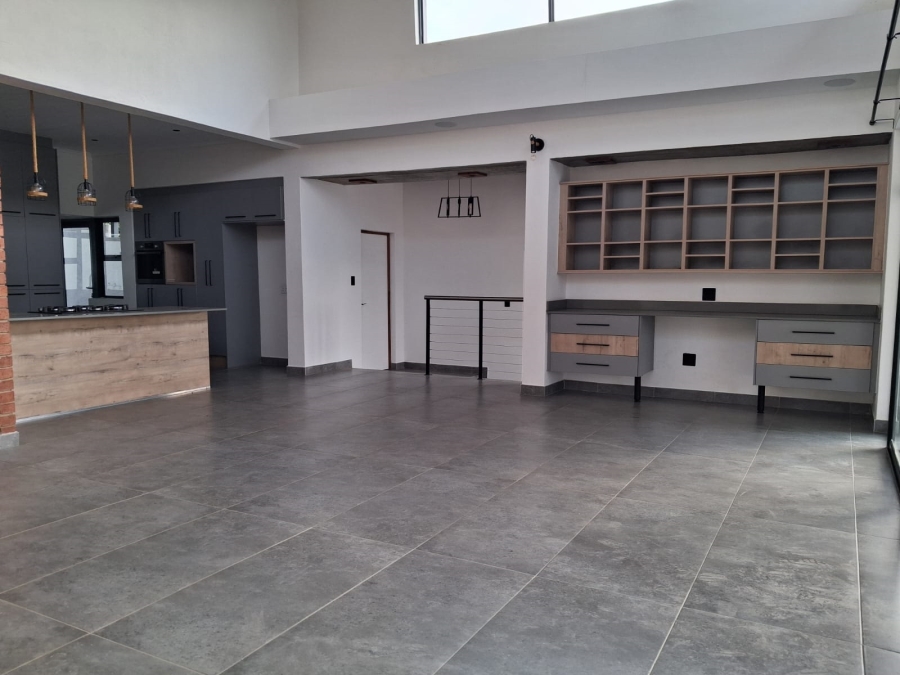 4 Bedroom Property for Sale in The Rest Nature Estate Mpumalanga