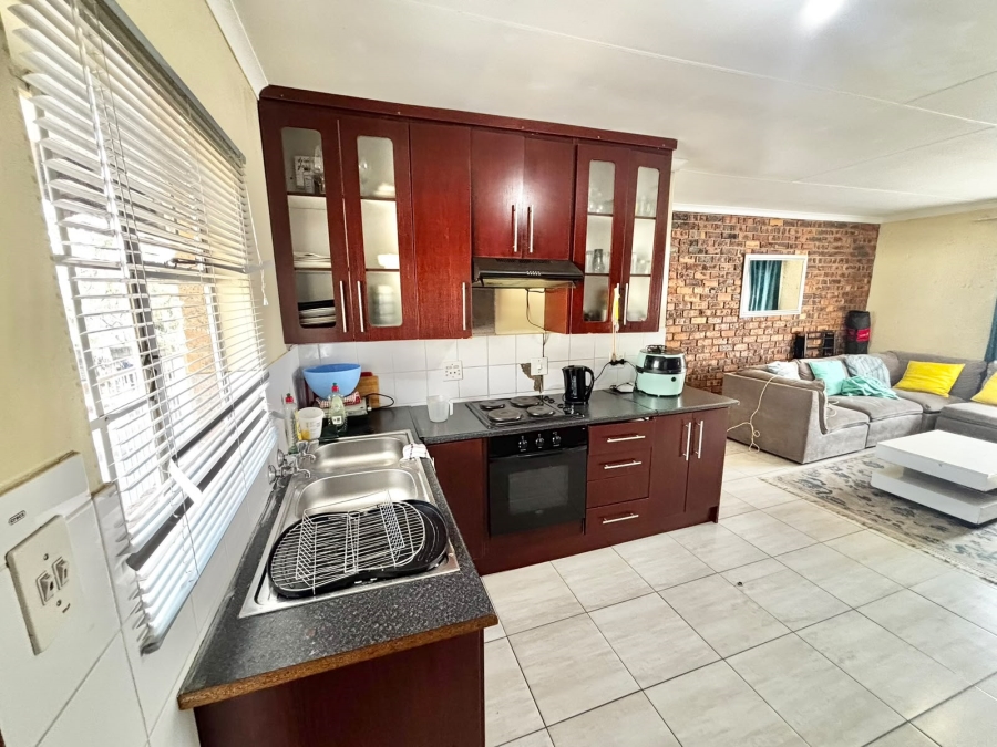 2 Bedroom Property for Sale in Noordrand Mpumalanga