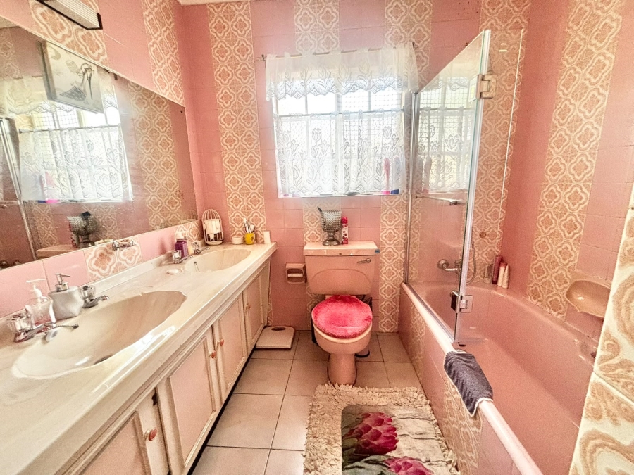 3 Bedroom Property for Sale in Trichardt Mpumalanga