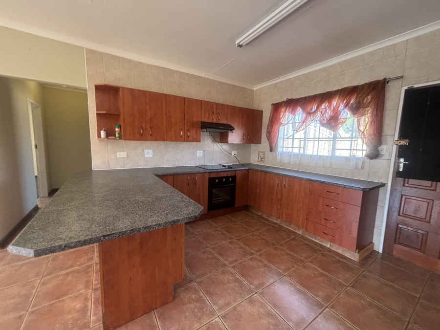 To Let 2 Bedroom Property for Rent in Reyno Ridge Mpumalanga