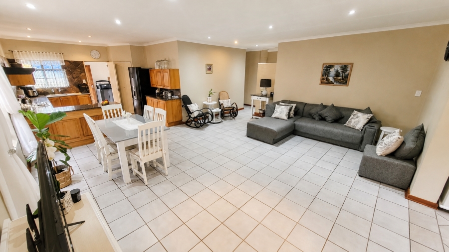 3 Bedroom Property for Sale in West Acres Ext 20 Mpumalanga