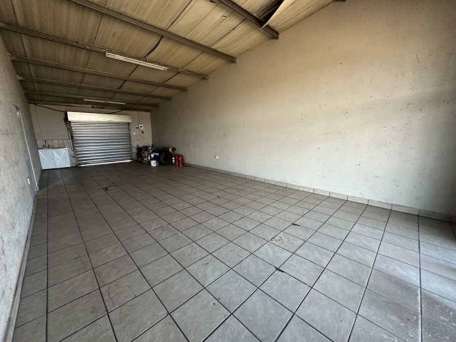 To Let Commercial Property for Rent in Naaupoort Mpumalanga