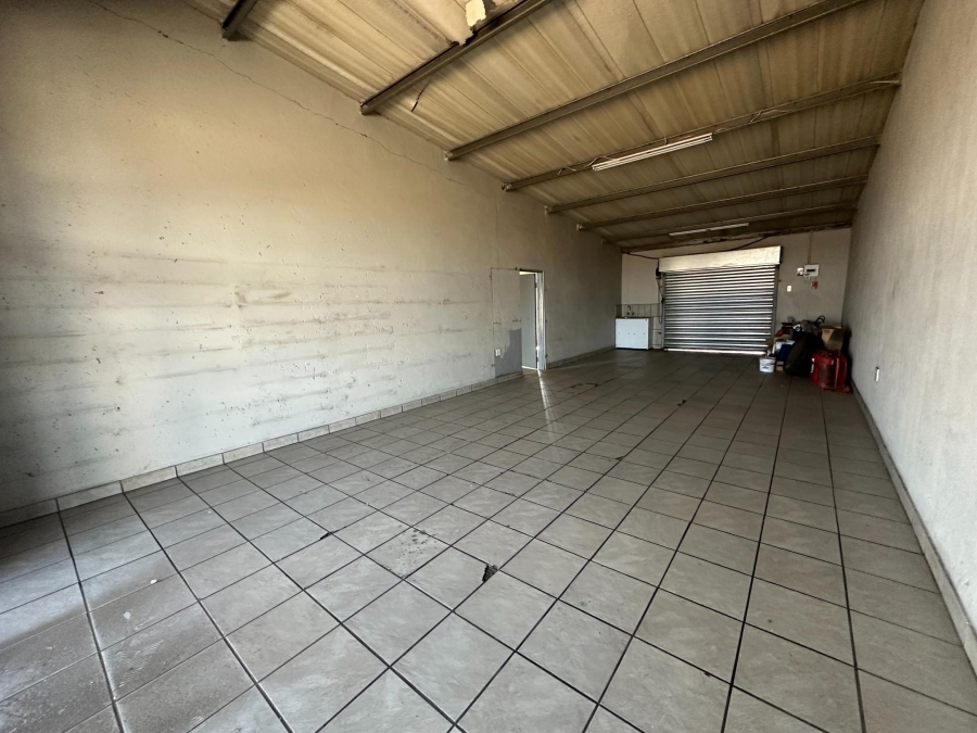 To Let Commercial Property for Rent in Naaupoort Mpumalanga