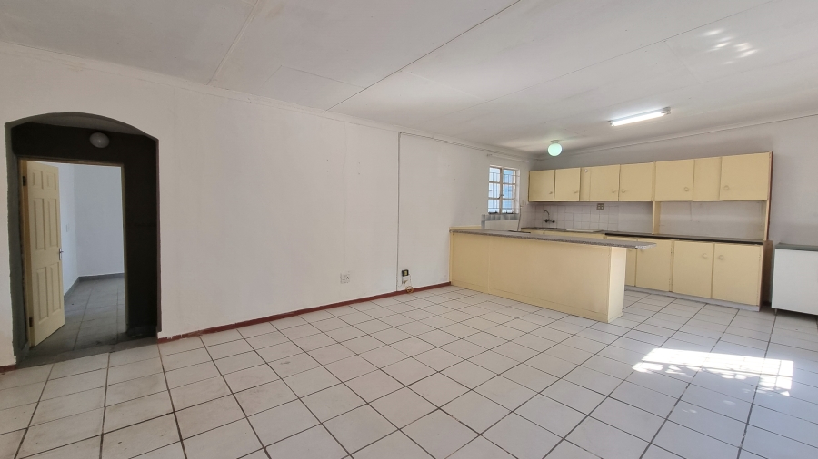 5 Bedroom Property for Sale in Nelspruit Ext 2 Mpumalanga
